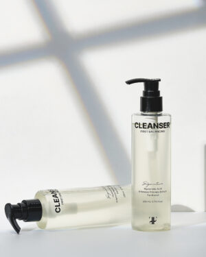 First Balancing Gel Cleanser_Photo (3)